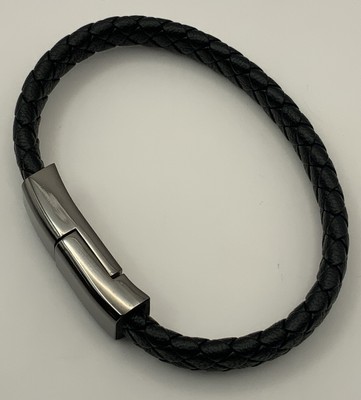 Unisex iPhone Leather Bracelet USB Charging cable wristband portableUSB-Lighting