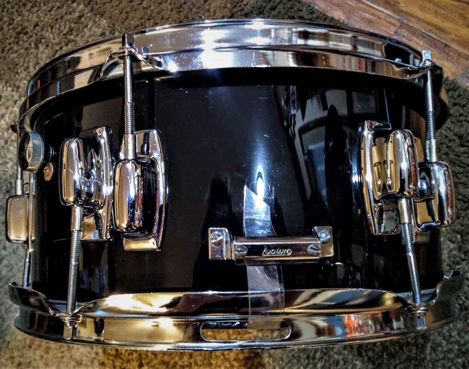 LUDWIG STANDARD/ROCKER B/W BADGE SNARE DRUM 13