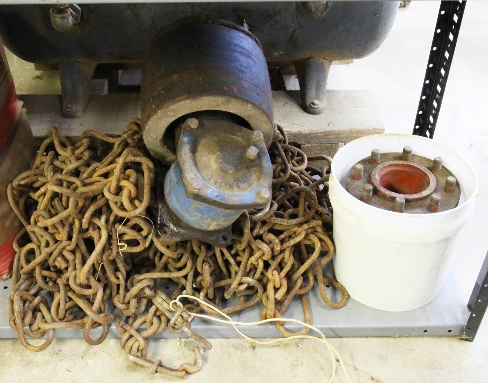 FORD TRACTOR 1957/58 860 40 HP 5 SPEED LIVE PTO HYDRAULICS REAR WHEEL WEIGHTS