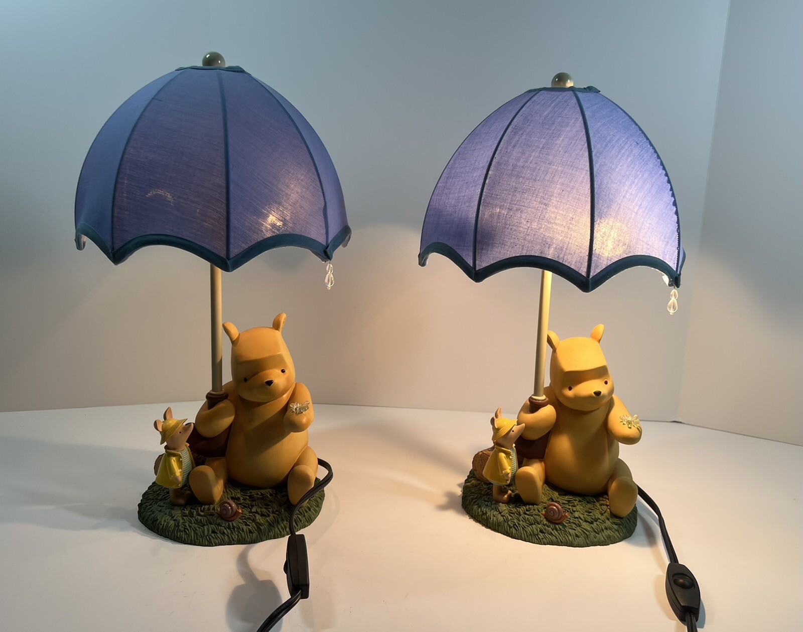 HTF Winnie The Pooh & Piglet Under Umbrella Collectible Lamp