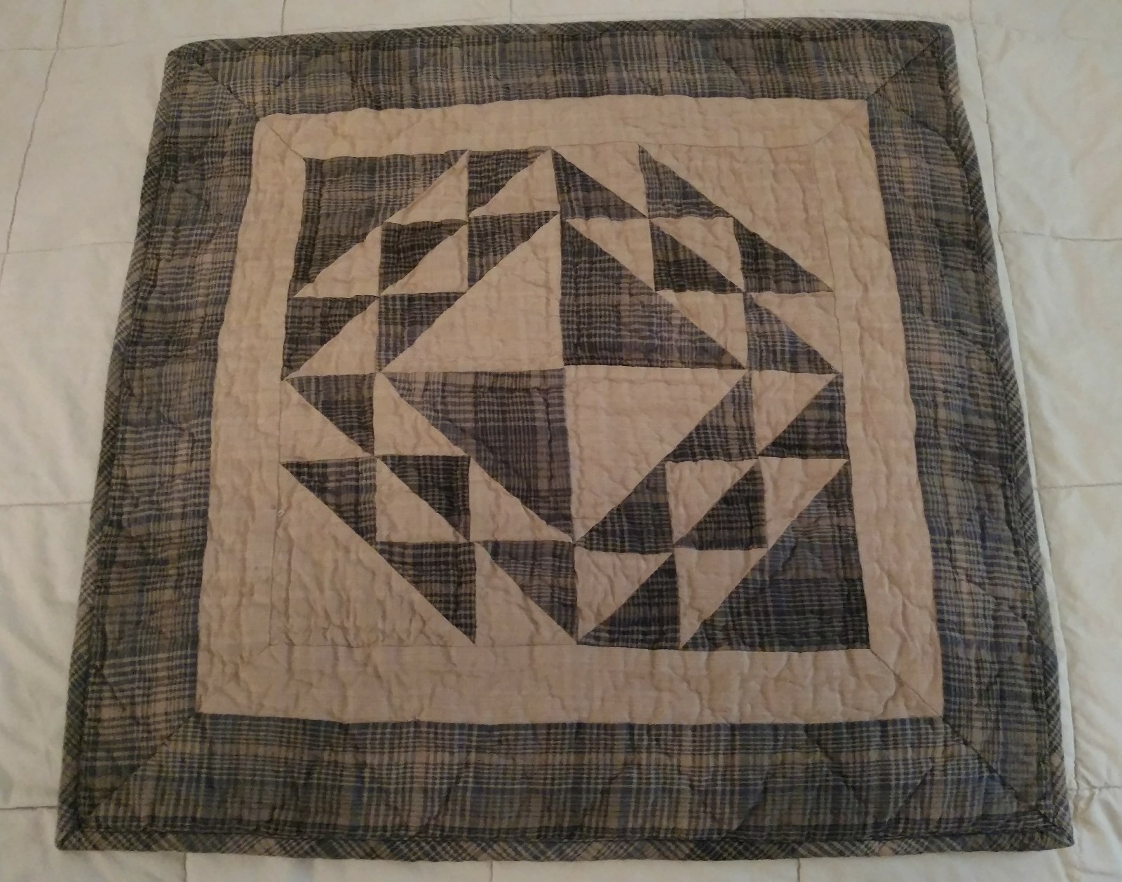 Quilt Block Wall Hanging Colonial Patches Handmade 100% Cotton 18