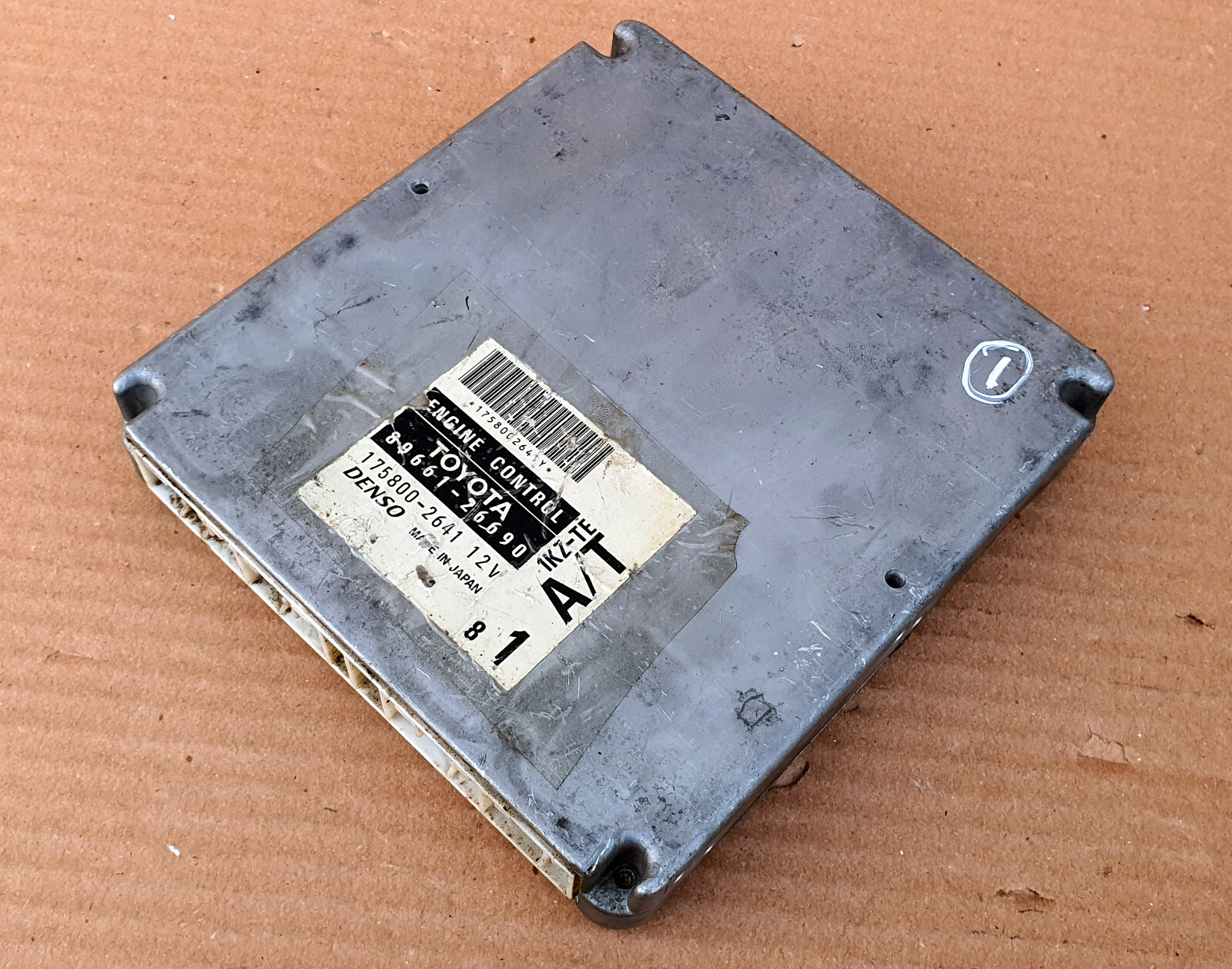 Toyota 89661-26690 1KZ-TE A/T ECU ECM Engine control unit Toyota 89661-26690 1KZ-TE A/T ECU ECM Engine control unit