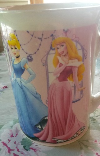 DISNEY FIVE PRINCESSES MUG CUP ~ FRANKFORD CANDY 2012