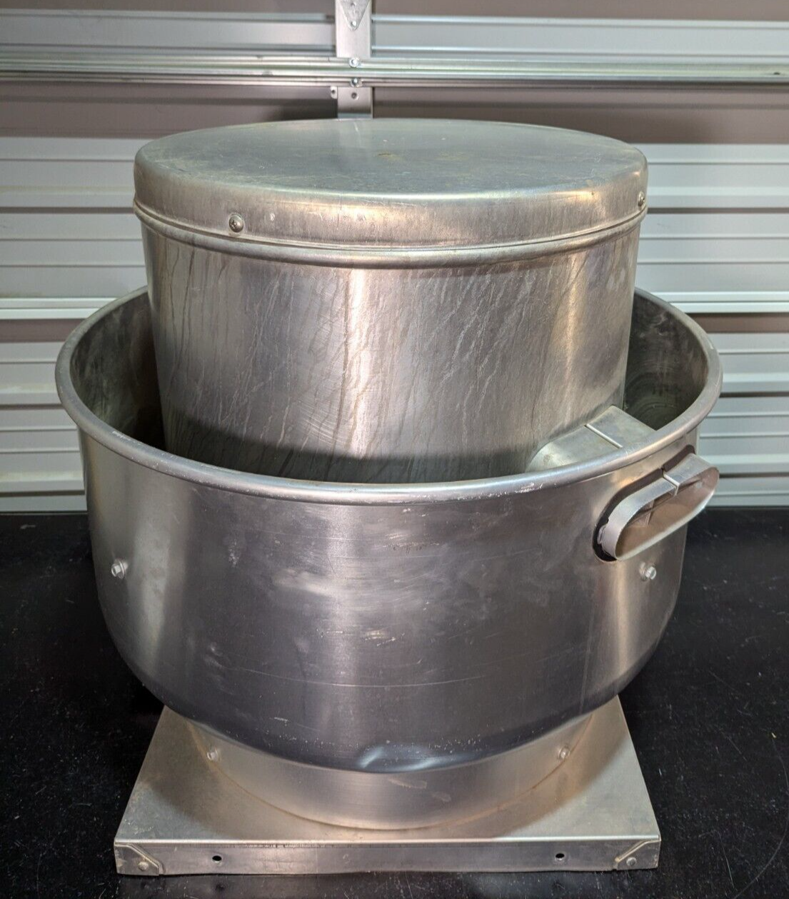 Greenheck Cube CUE-161-B Centrifugal Upblast Roof Exhaust