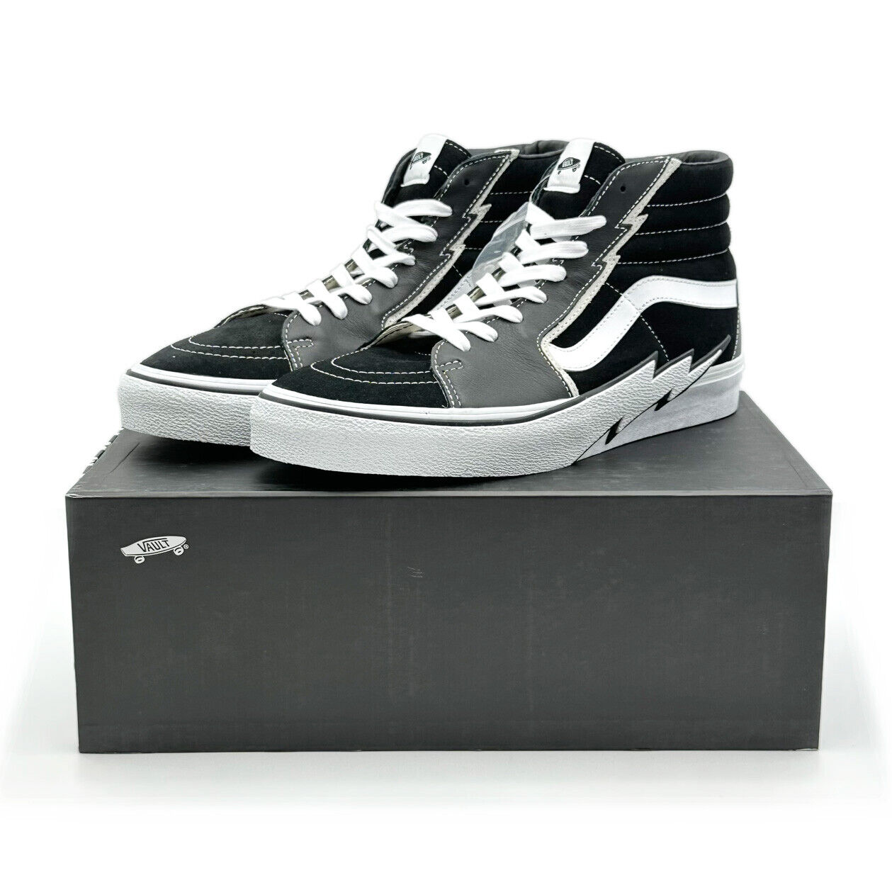 VN0007PSBLK1 MASTERMIND WORLD × Vault by Vans Sk8-Hi Bolt VN0007PSBLK1 MASTERMIND WORLD × Vault by Vans Sk8-Hi Bolt