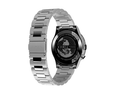 Pre-owned Timex Waterbury Traditional Gmt 39mm Stainless Steel Bracelet Watch Tw2w22700vq