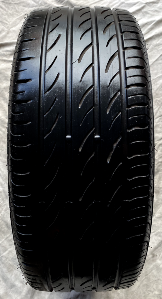 PIRELLI PZERO NERO 205/40ZR17 84W 中古2本 Used 205/40ZR17 Pirelli P Zero Nero 84W - 9.5/32 | Utires