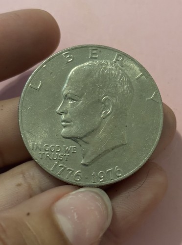 いっせい Amazon.com: 1776-1976 D Bicentennial Eisenhower IKE Dollar