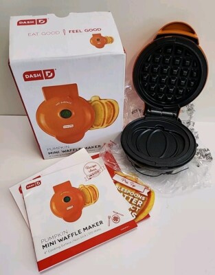 New Dash Pumpkin Mini Waffle Maker 4'' Cooking Surface Non-stick 350 Watts