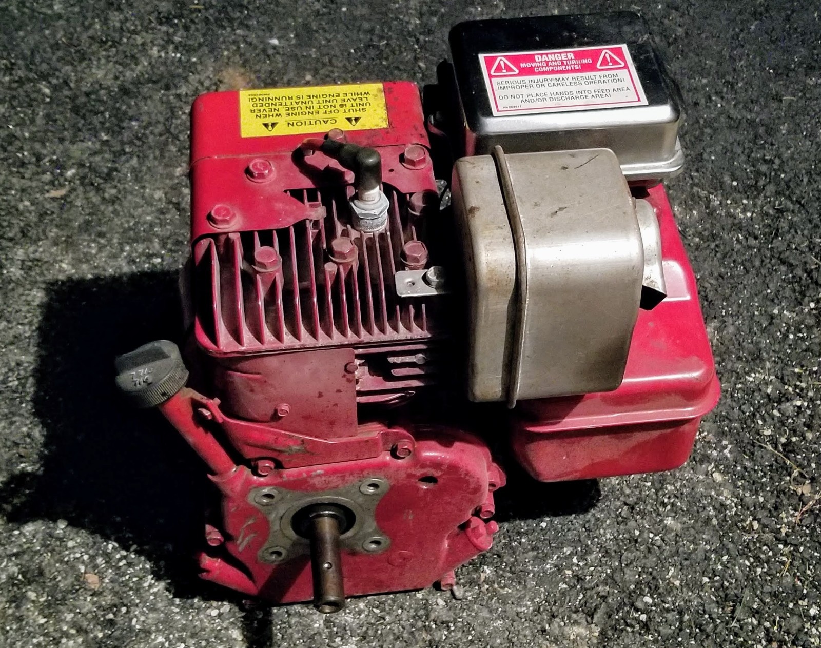 Briggs Stratton 5hp I/C Horizontal Shaft Engine 132232 3/4 PTO Cast iron Sleeve