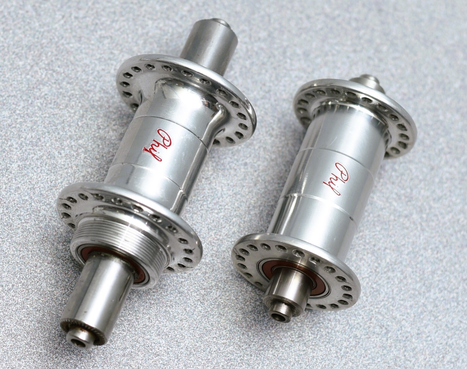 Phil Wood Hubset, 9 x 100mm, 9 x 135mm, Freewheel, 40 Hole Phil Wood Hubset, 9 x 100mm, 9 x 135mm, Freewheel, 40 Hole