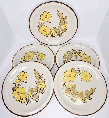 4 Yamaka & Crestone BUTTERTREE Dinner Plates & One 12