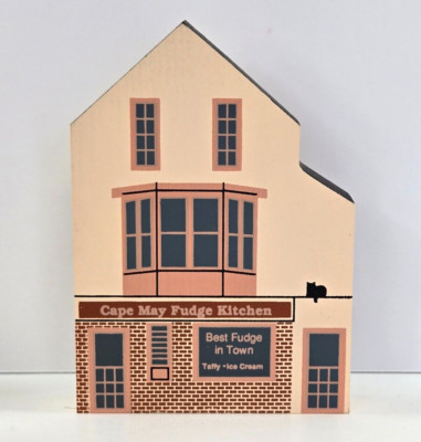 Cat's Meow Village Cape May Fudge Kitchen Cape May New Jersey 1992 Series X