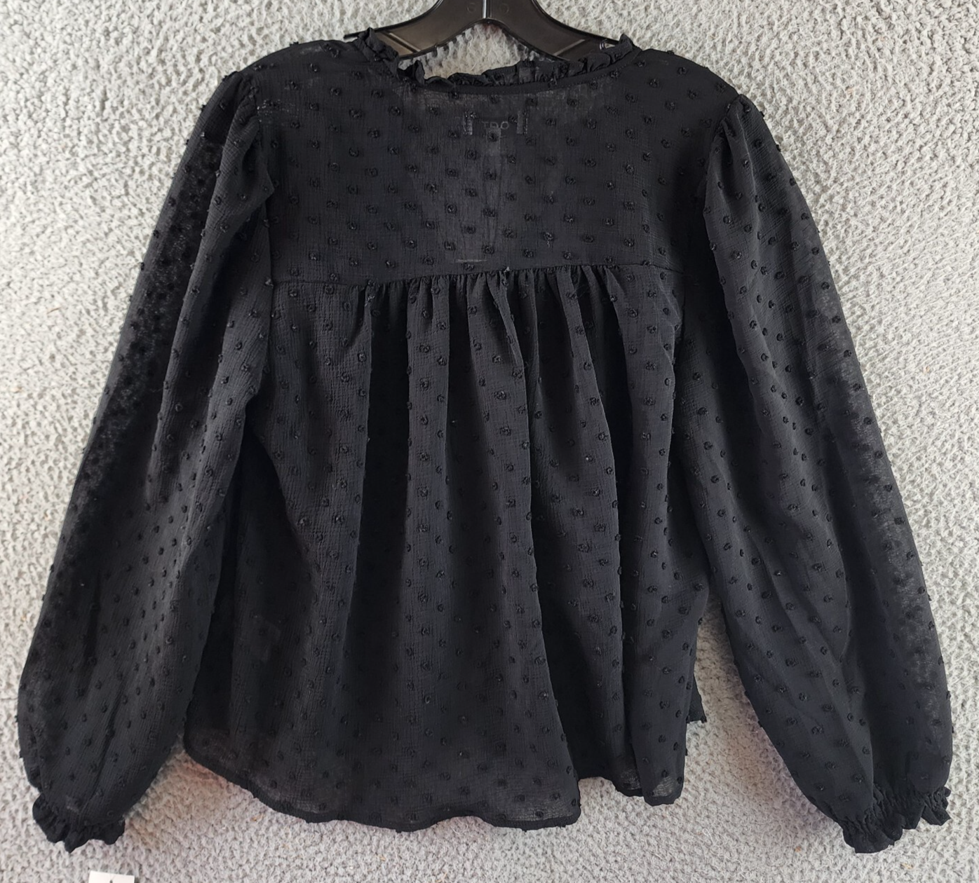 OAT New York Long Sleeve Blouse Women's XS Black V-Neckline Front Button Closure - Picture 12 of 14