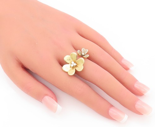 18K GOLD Vintage Ring .34ct Genuine Diamonds Designer Floral