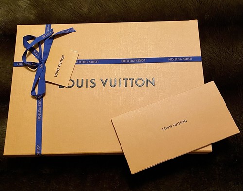 【美品】LOUIS VUITTON ボックス12箱・小袋9袋・リボン8本のセット 美品】LOUIS VUITTON ボックス12箱・小袋9袋・リボン8本のセット