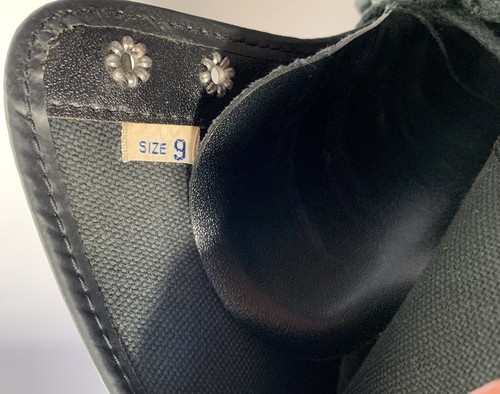 Vtg ROLLER DERBY ROLLER SKATES SIZE WOMEN'S 9 BLACK/NAVY BLUE  URETHANE WHEELS