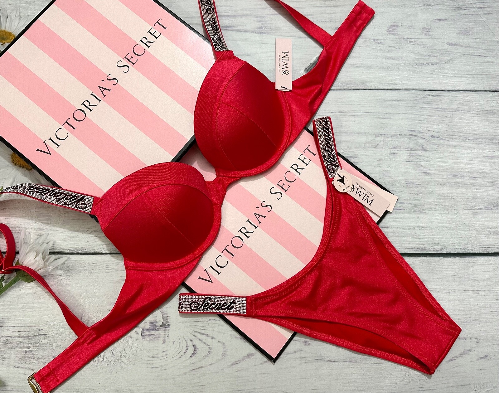 VICTORIAS SECRET SWIM Logo Shine Strap Sexy Tee Push-Up Bikini Brazilian Set Red