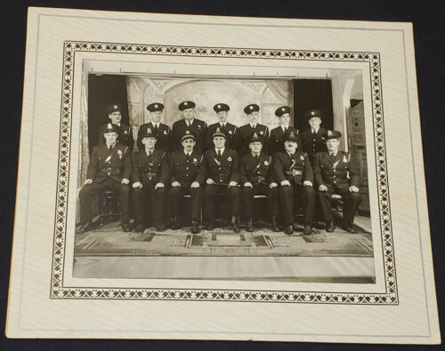 1953 - POLICE OFFICERS and FIREMEN POSING - LONGUEUIL, QC, CANADA - PHOTO