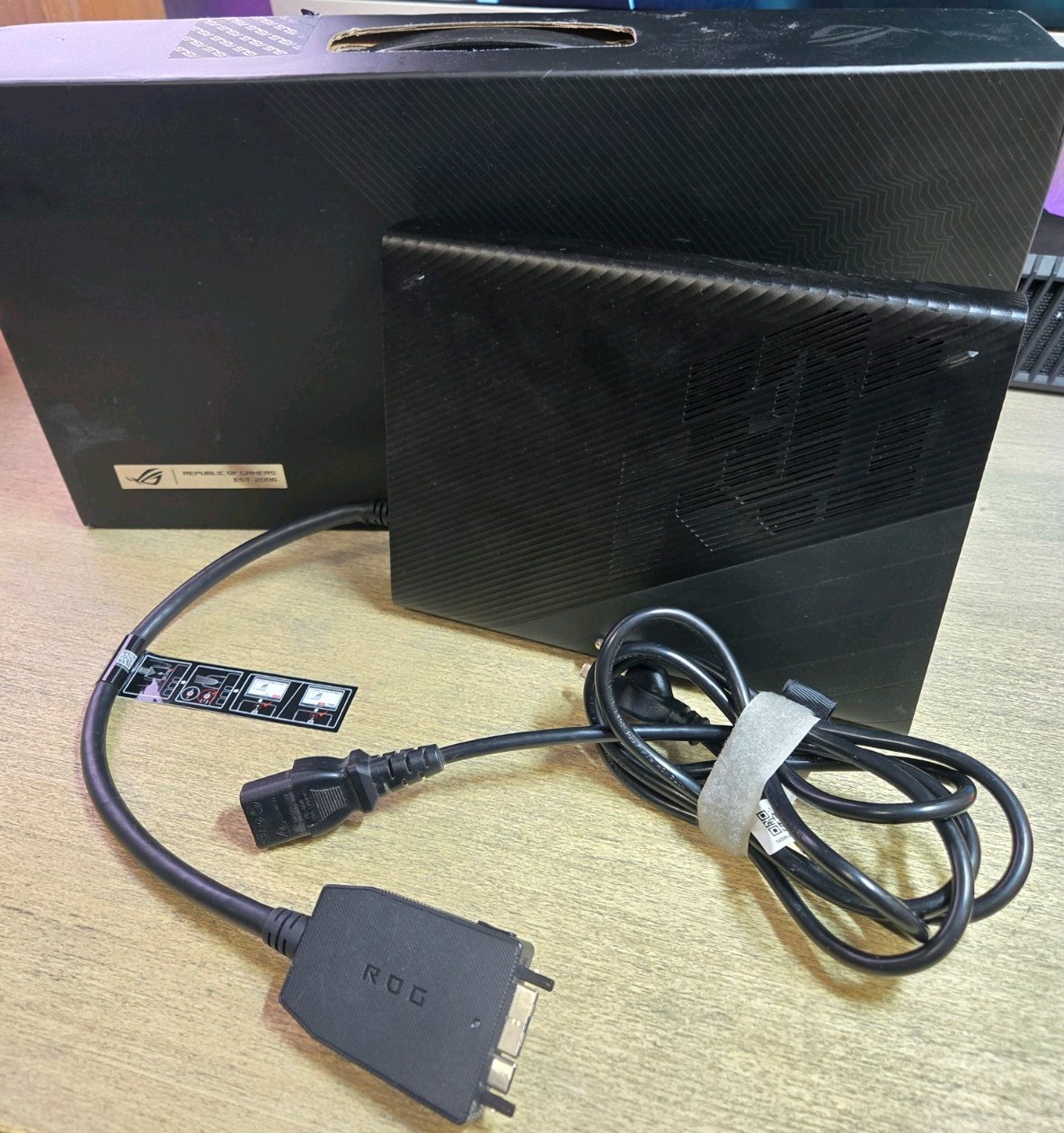 ROG XG Mobile RTX4090 GC33Y 外付けGPU ASUS ROG XG Mobile RTX 4090 GC33Y External GPU eGPU Japan | eBay