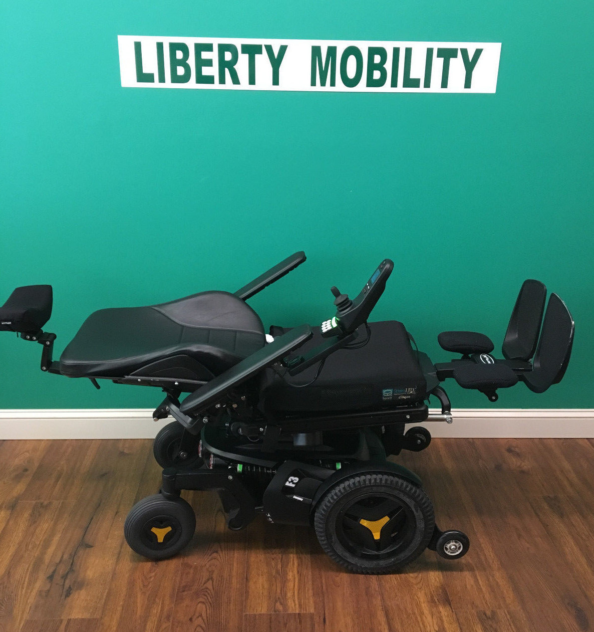 2016 Permobil F3 w/ Power Elevate,Tilt, Recline,Legs,5° Anterior Tilt #LM7292