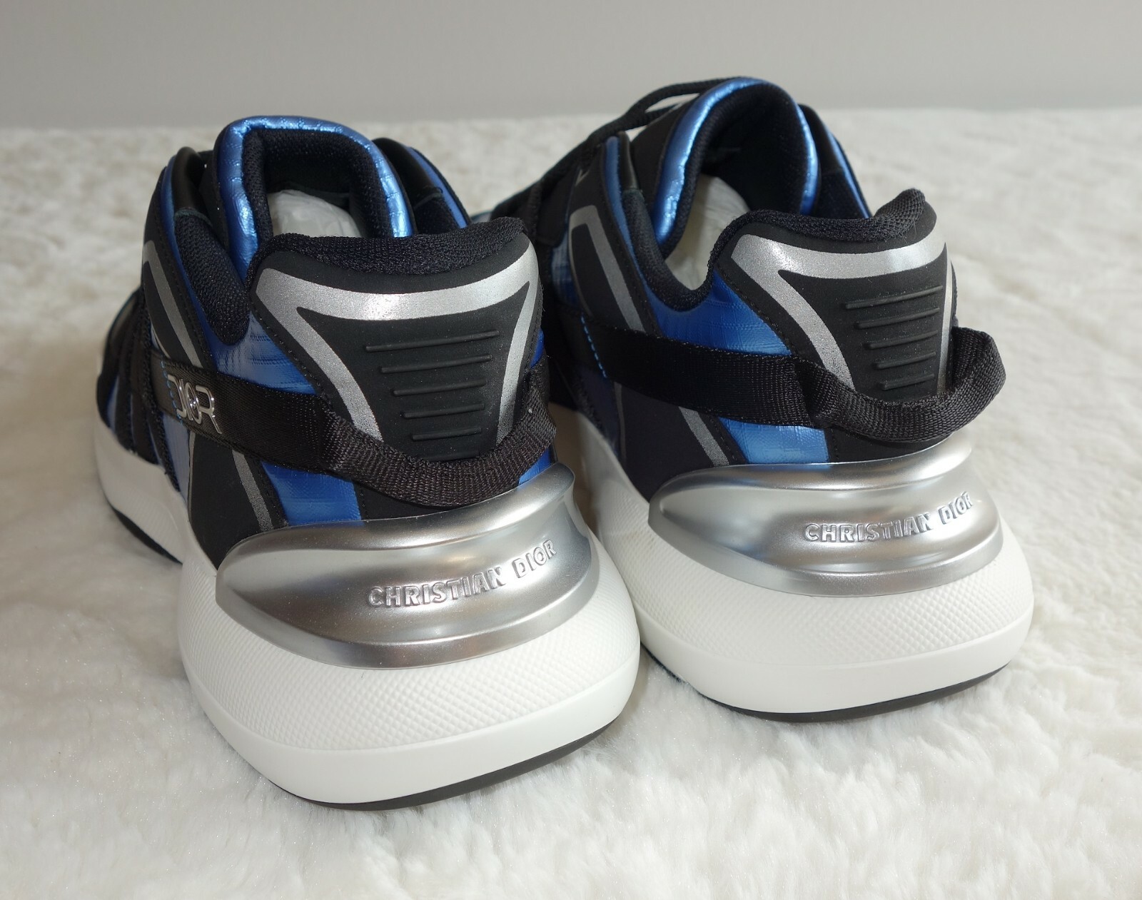 dior b24