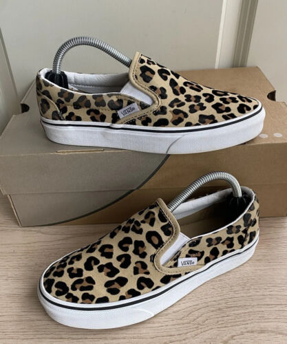 VANS Slip On Leopard Print Sneakers Shoes - Men 4 Women 5.5 VANS Slip On Leopard Print Sneakers Shoes - Men 4 Women 5.5