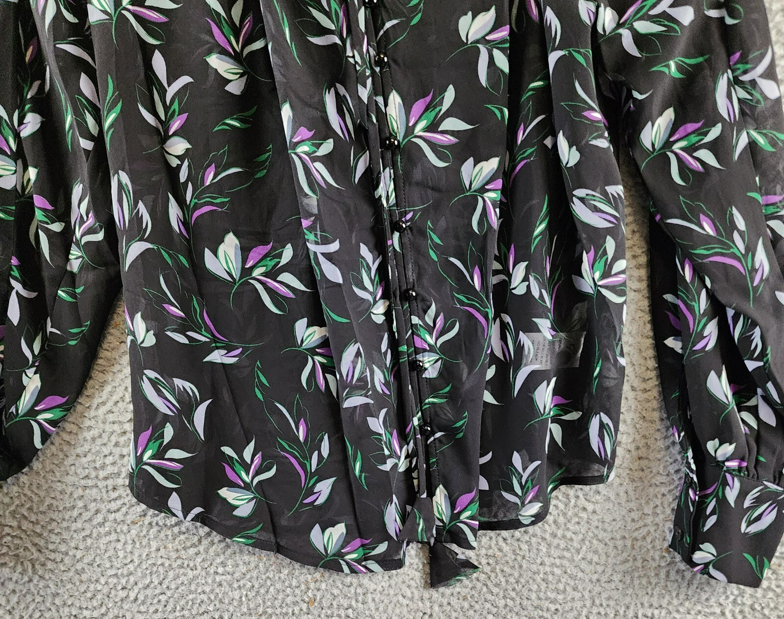 Gracia Floral Button Front Blouse Women's M Black Multi Shirred Long Sleeve - Picture 2 of 14