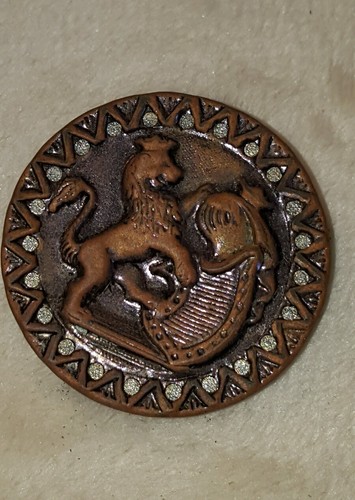 Vintage metal Collectible Sewing Button Lion Scene Picture Rare