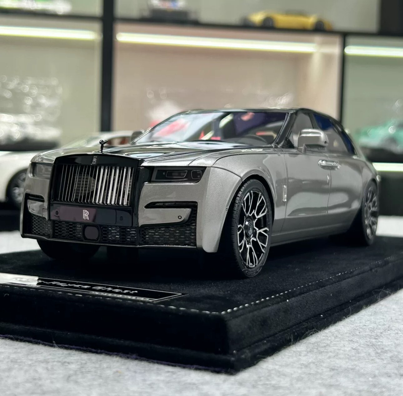 1/64 Rolls Royce Ghost シリアルナンバー入り 1/64 Alloy car model Rolls-Royce Ghost,Rolls-Royce Phantom