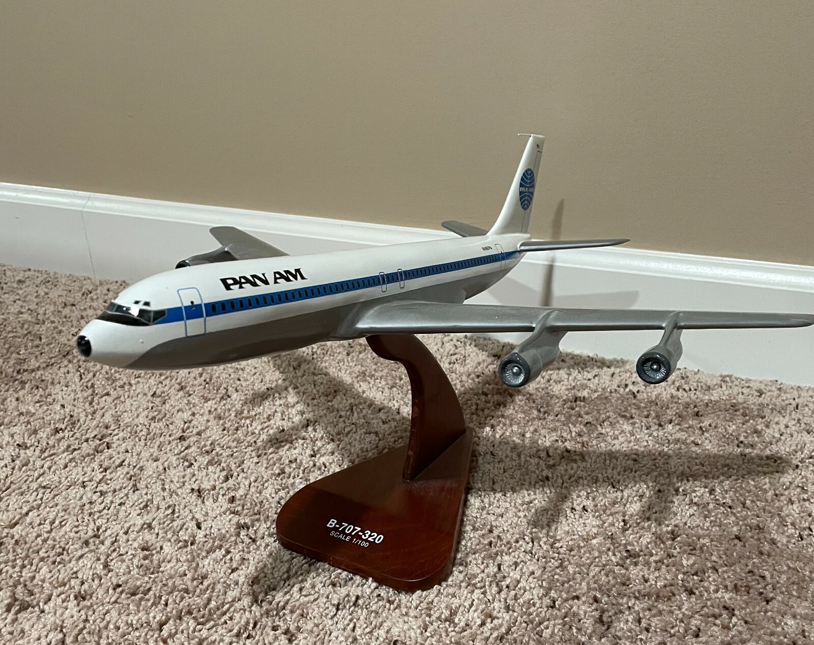 New Pan Am Boeing 707 Jet Airplane Wood Crafted 1:100 Scale New Pan Am Boeing 707 Jet Airplane Wood Crafted 1:100 Scale