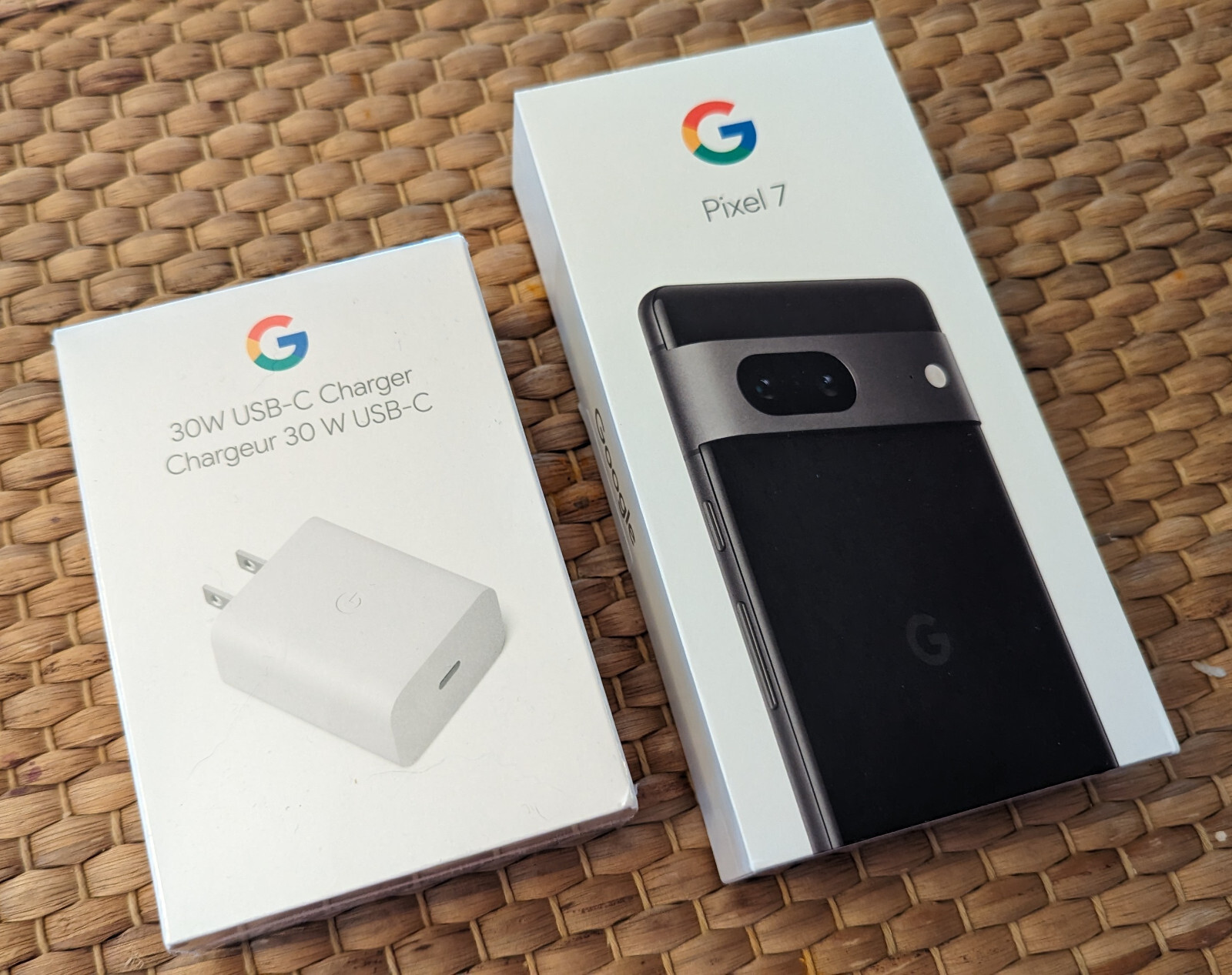 Google Pixel 7 ブラック 256GB Amazon.com: Google Pixel 7 Pro 5G 256GB 12GB RAM 24-Hour