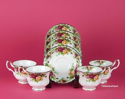 Royal Albert OLD COUNTRY ROSES, Set of 4 Cups & Saucers, MINT/UNUSED Condition!