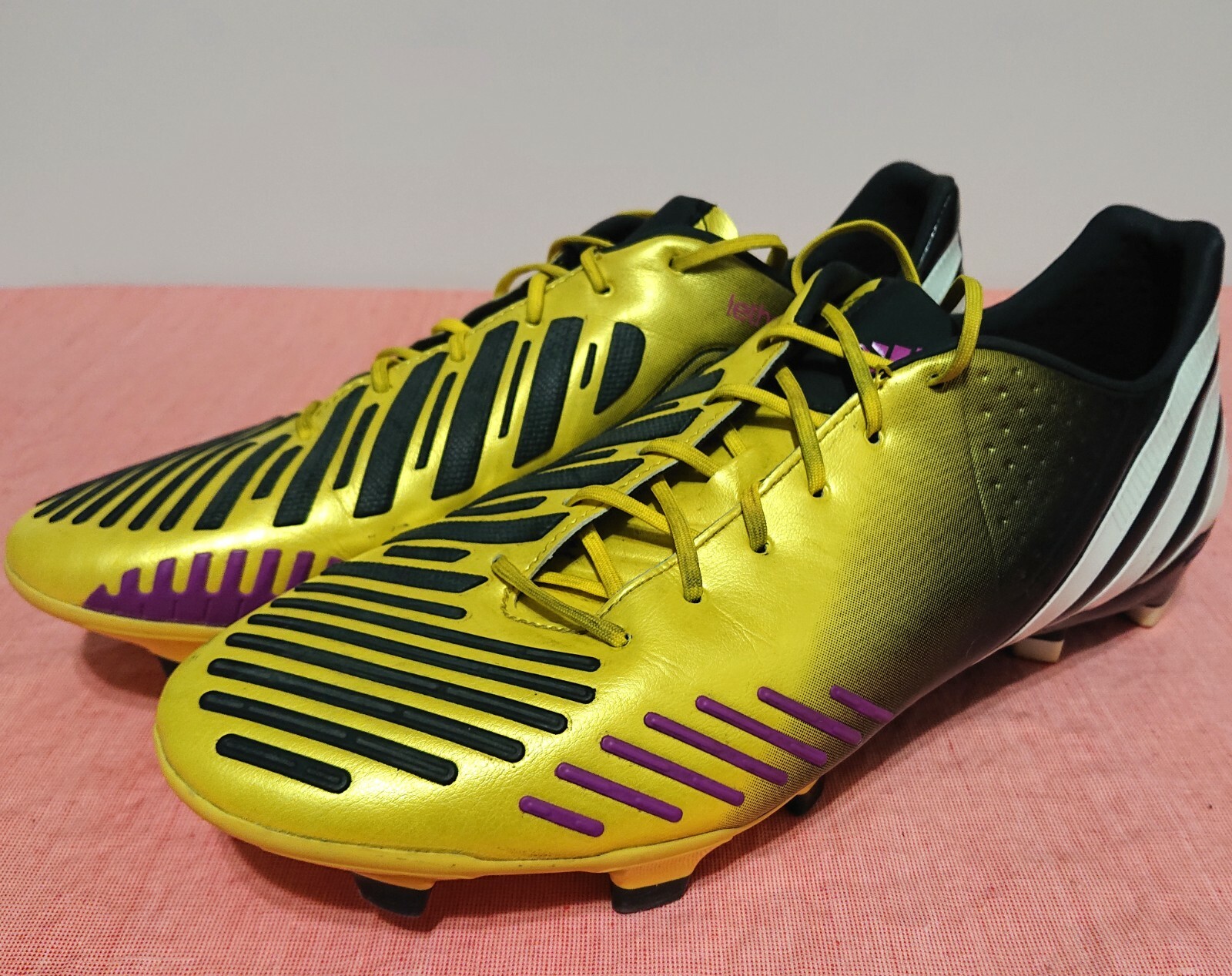 adidas predator football boots