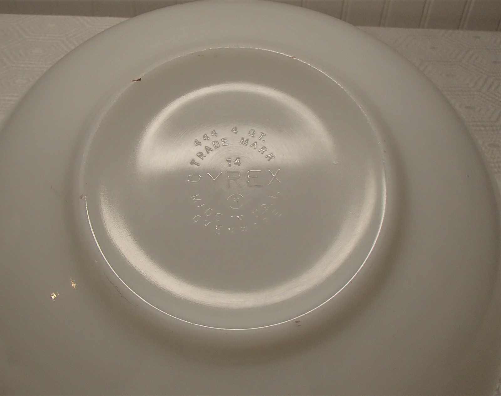 Pyrex Vintage # 444 Mixing Bowl Brown/Orange Town & Country Design