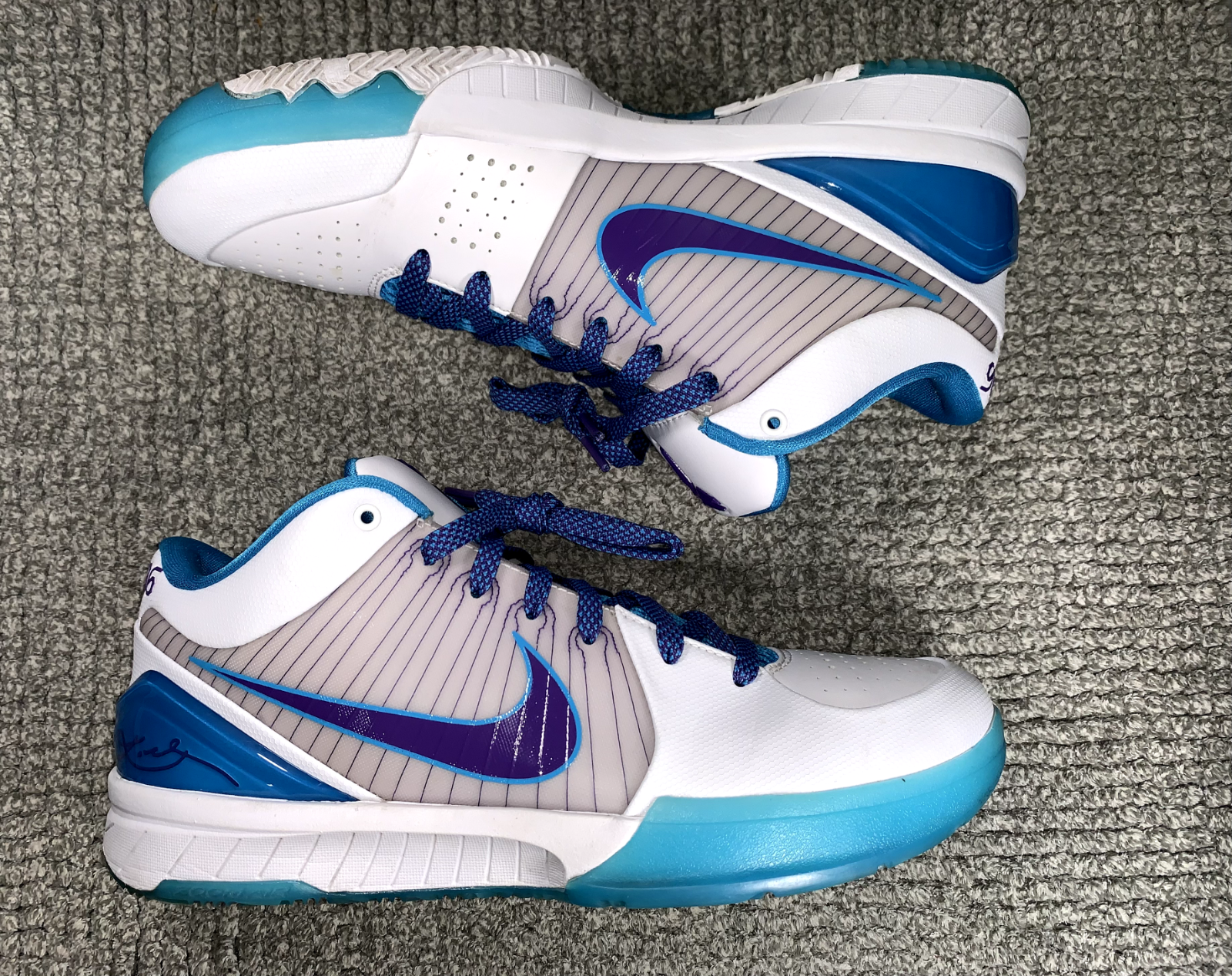 Nike Kobe4 Protro Draft Day Hornets