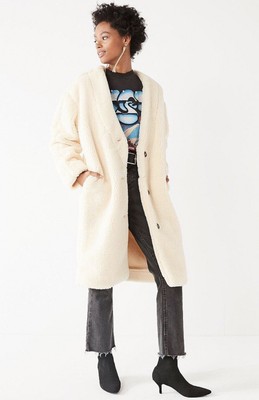 

Urban Outfitters Ina Шерпа Пальто из искусственного меха с длинными карманами и пуговицами спереди Цвет слоновой кости L НОВИНКА, Ina Sherpa Coat