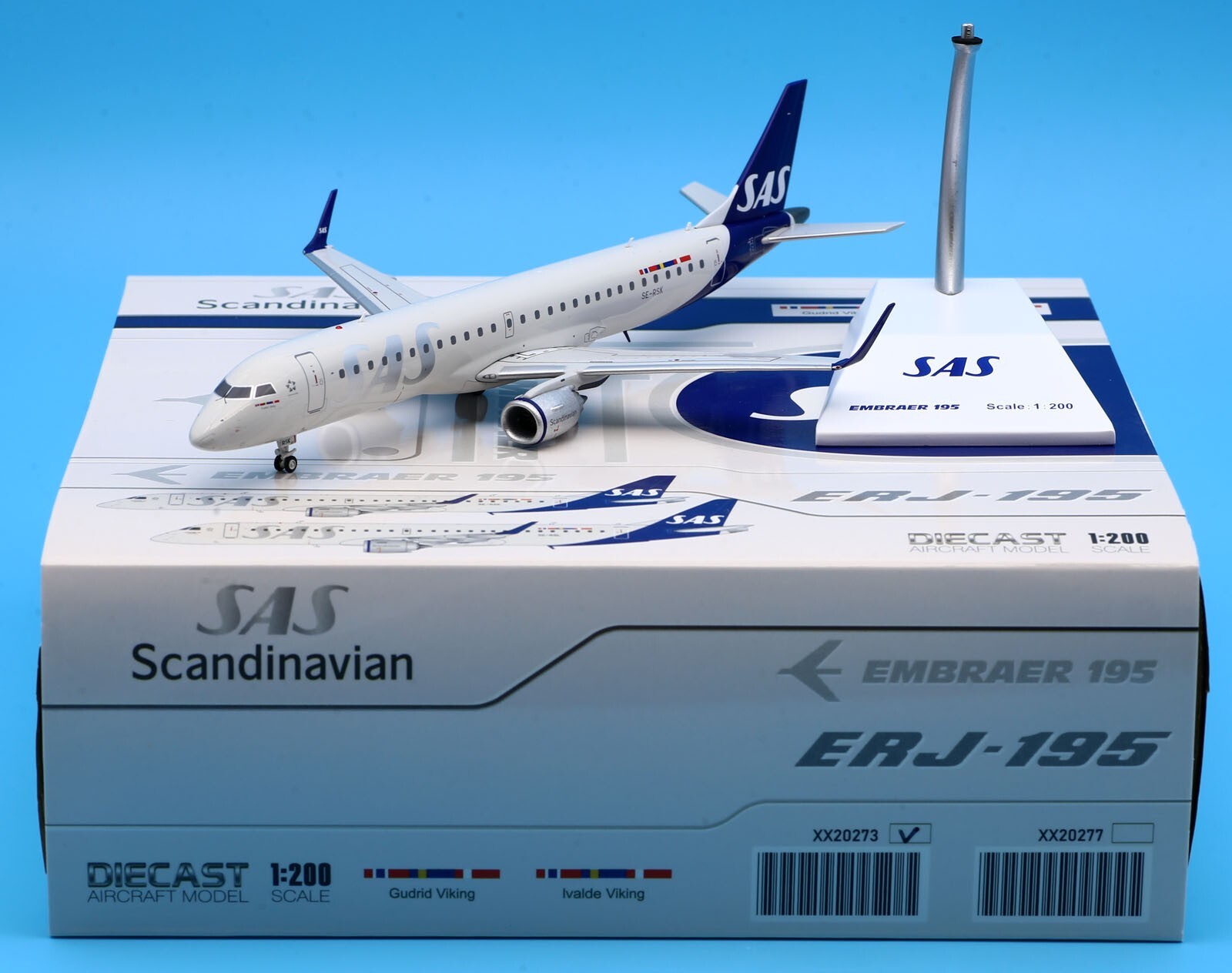 JC Wings 1:200 SAS Link Embraer ERJ 190-200LR Diecast