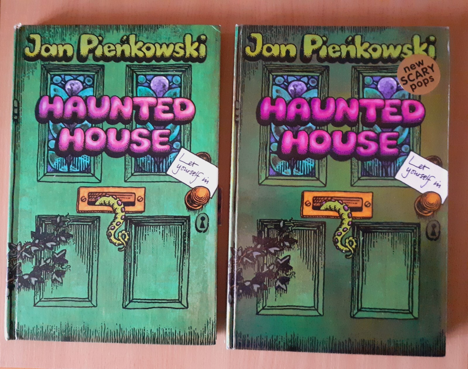 Haunted House Jan Pieńkowski 91obxIb2EzL._UF350,350_QL80_.jpg