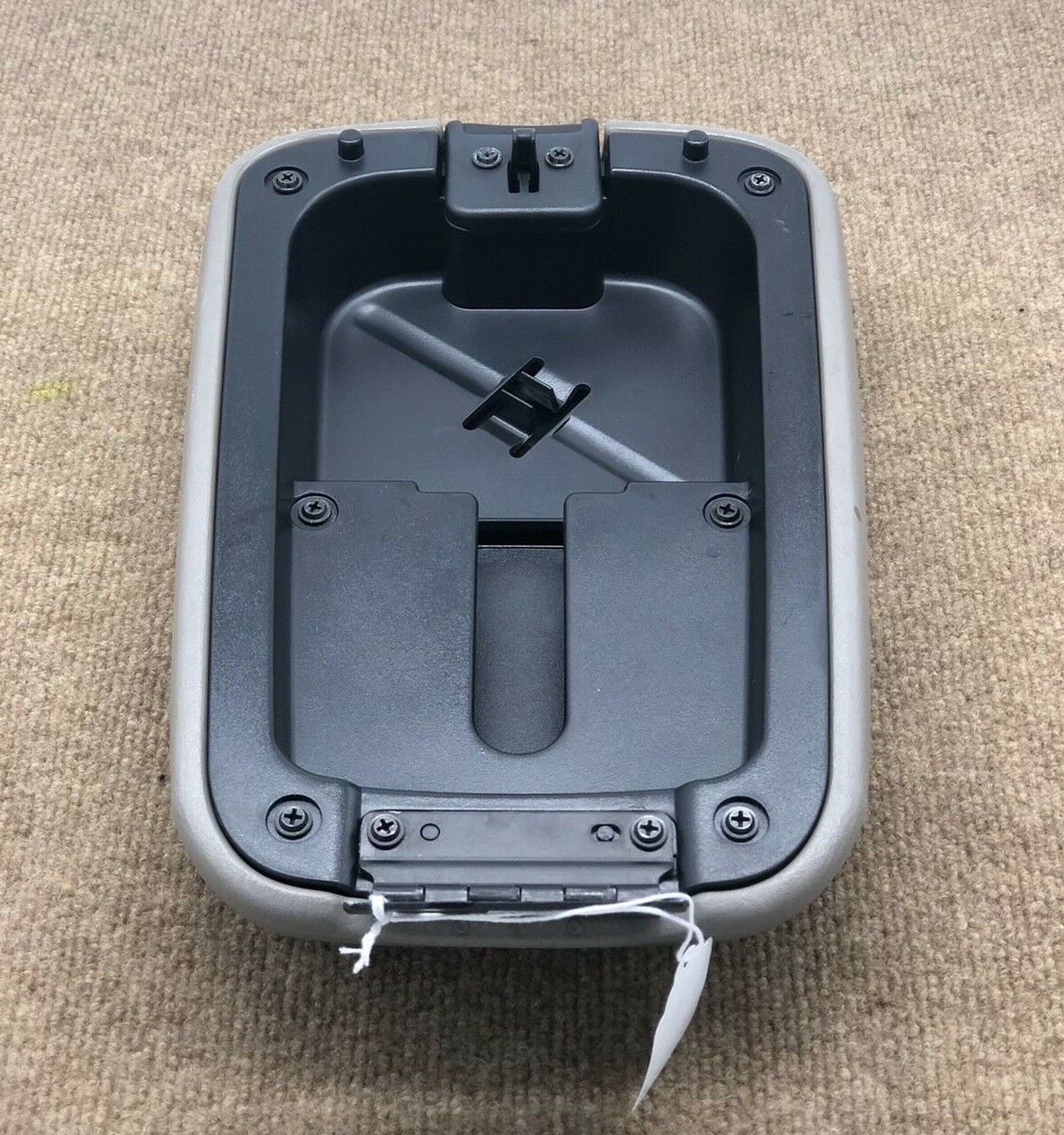 19992004 JEEP GRAND CHEROKEE LAREDO CENTER CONSOLE LID ARM REST