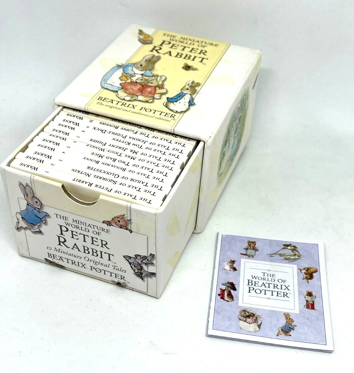 The Peter Rabbit Miniature Library (The World of Peter Rabbit)／Beatrix Potter The Miniature World of Peter Rabbit (Miniature Peter Rabbit