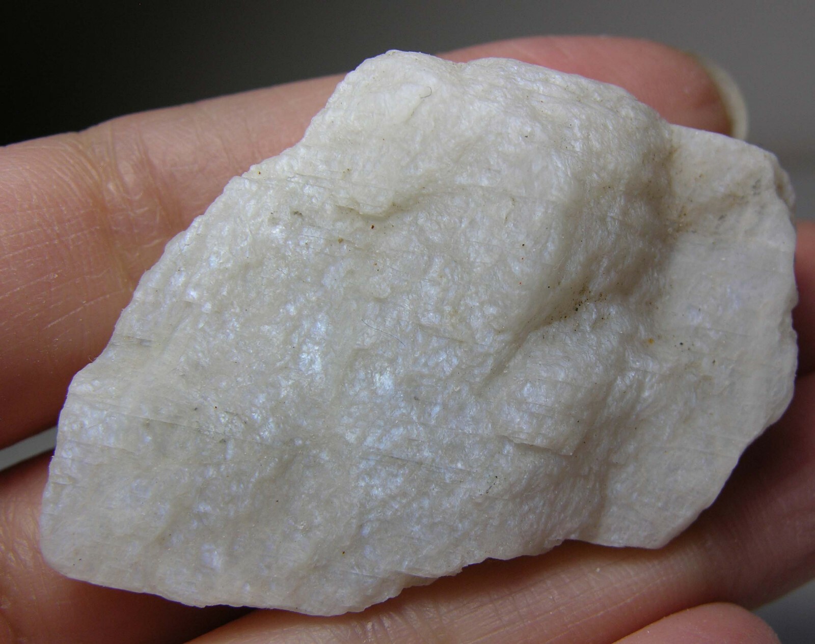 8 Sri-Lanka 142.80ct 100% Natural Rough White MoonStone