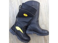 jolly safety boots