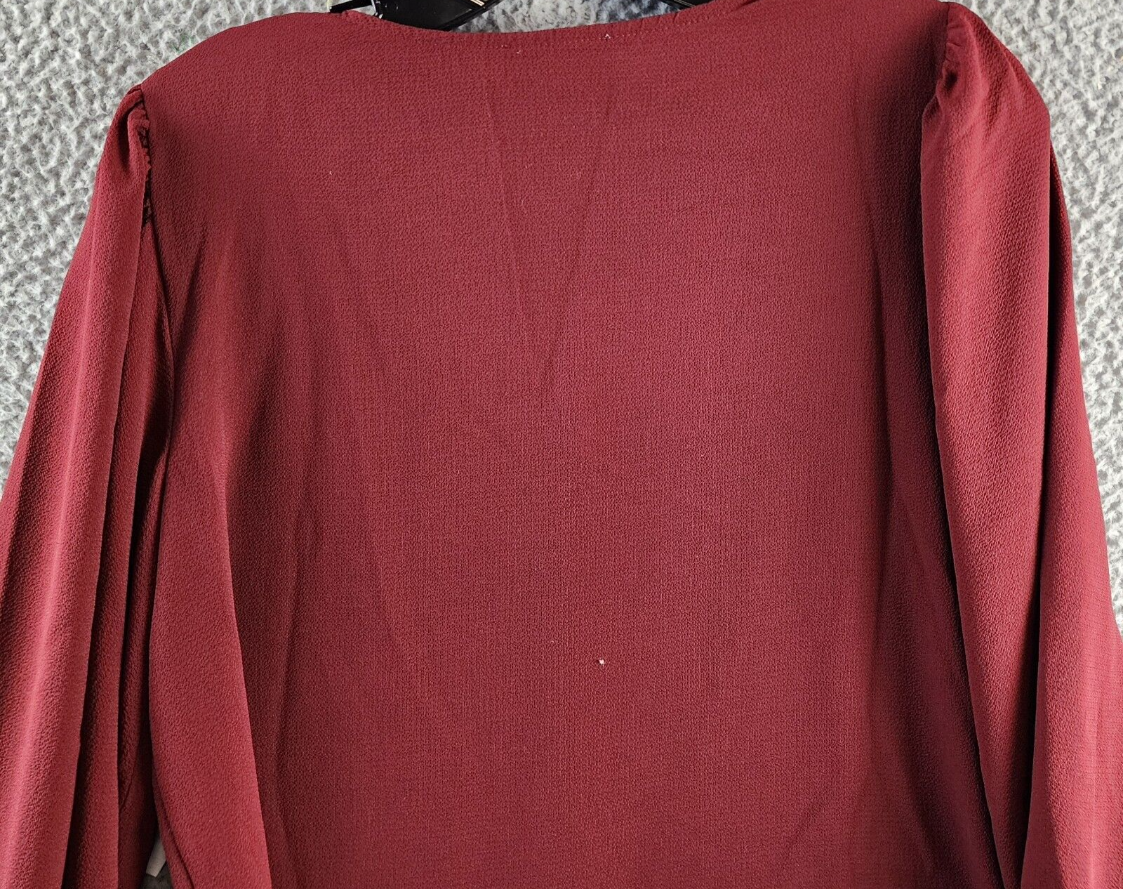 CeCe Solid Smocked-Cuff V-Neck Charmeuse Blouse Women's S Claret Red Long Sleeve - Picture 15 of 15