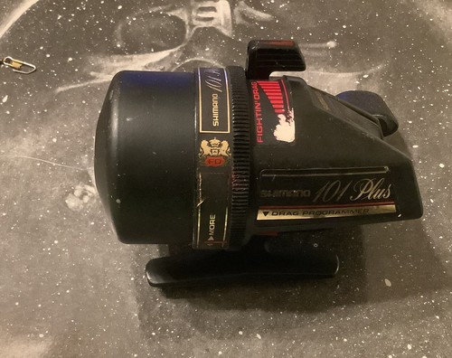 【美品】SHIMANO 101PG Vintage Shimano 101 Plus Black Spincast Fishing Reel Fightin Drag