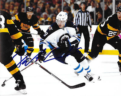Winnipeg Jets #29 PATRIK LAINE Signed Autographed Hockey 8x10 Photo COA! ROY?!?