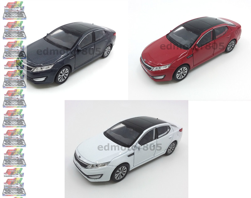 KIA Optima K5 1:34-1:39 DIECAST Car White / Grey/ Red