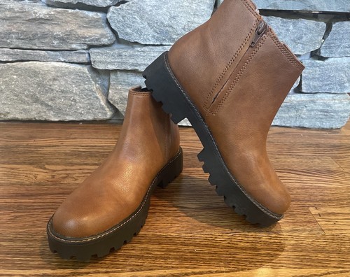 Zodiac Shiloh Leather Chelsea Ankle Boot Cognac NWT Size 8
