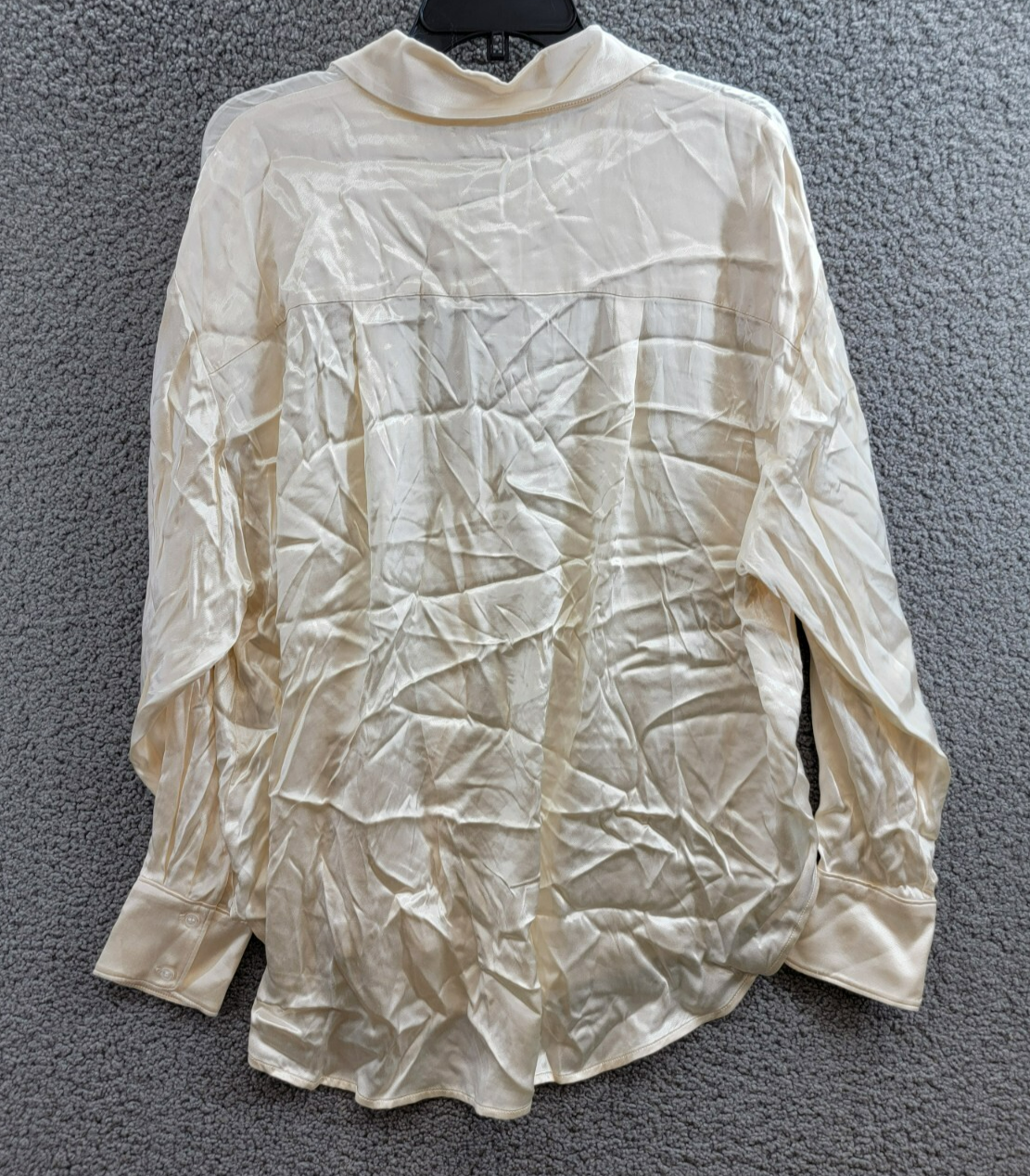 WAYF Fynn Satin Button Front Blouse Women's L Cream Patch Pocket Long Sleeve - Picture 13 of 19