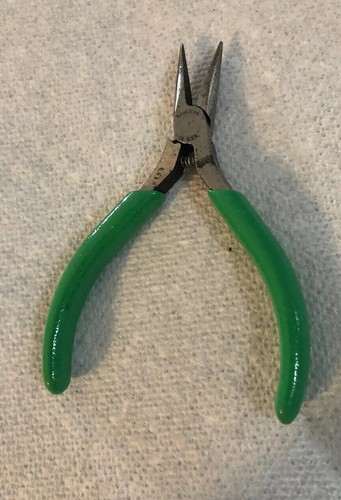 XCELITE  ELECTRONIC NEEDLE NOSE PLIERS